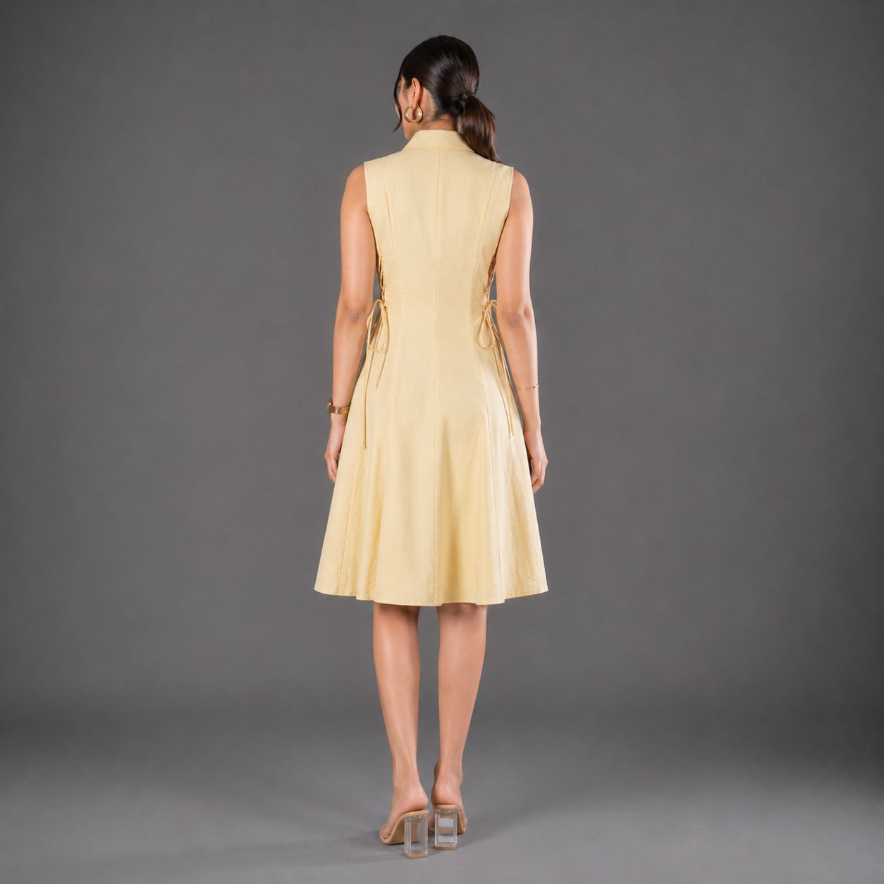Cotton tie-waist short dress
