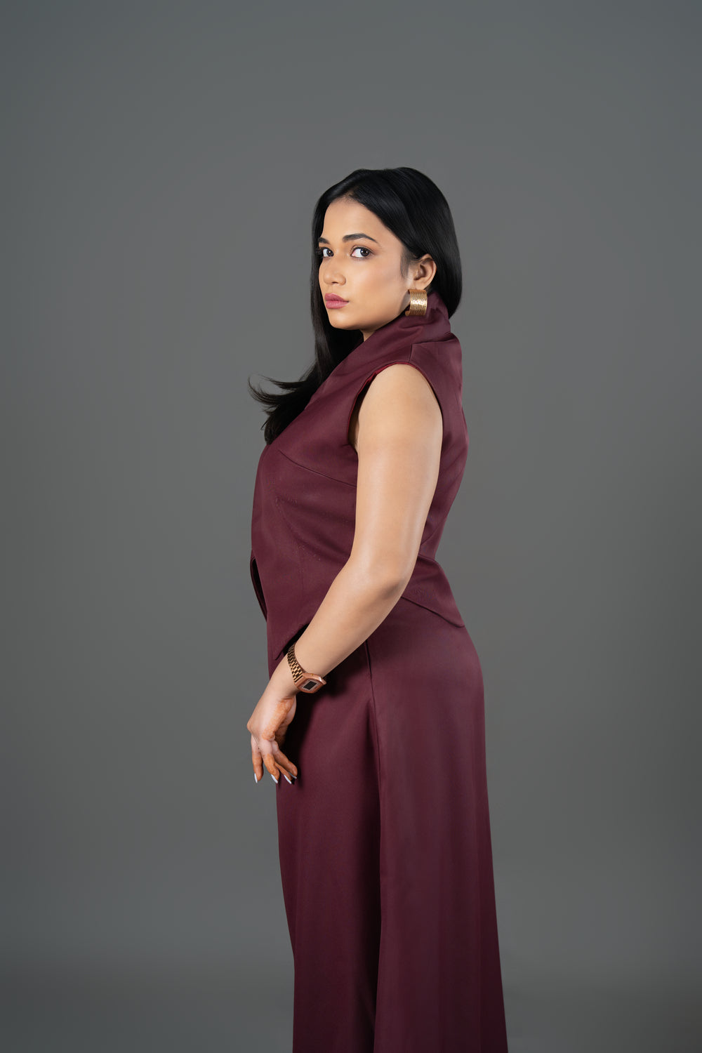 Women’s Maroon Structured Waistcoat – Sleeveless Tailored Workwear Top